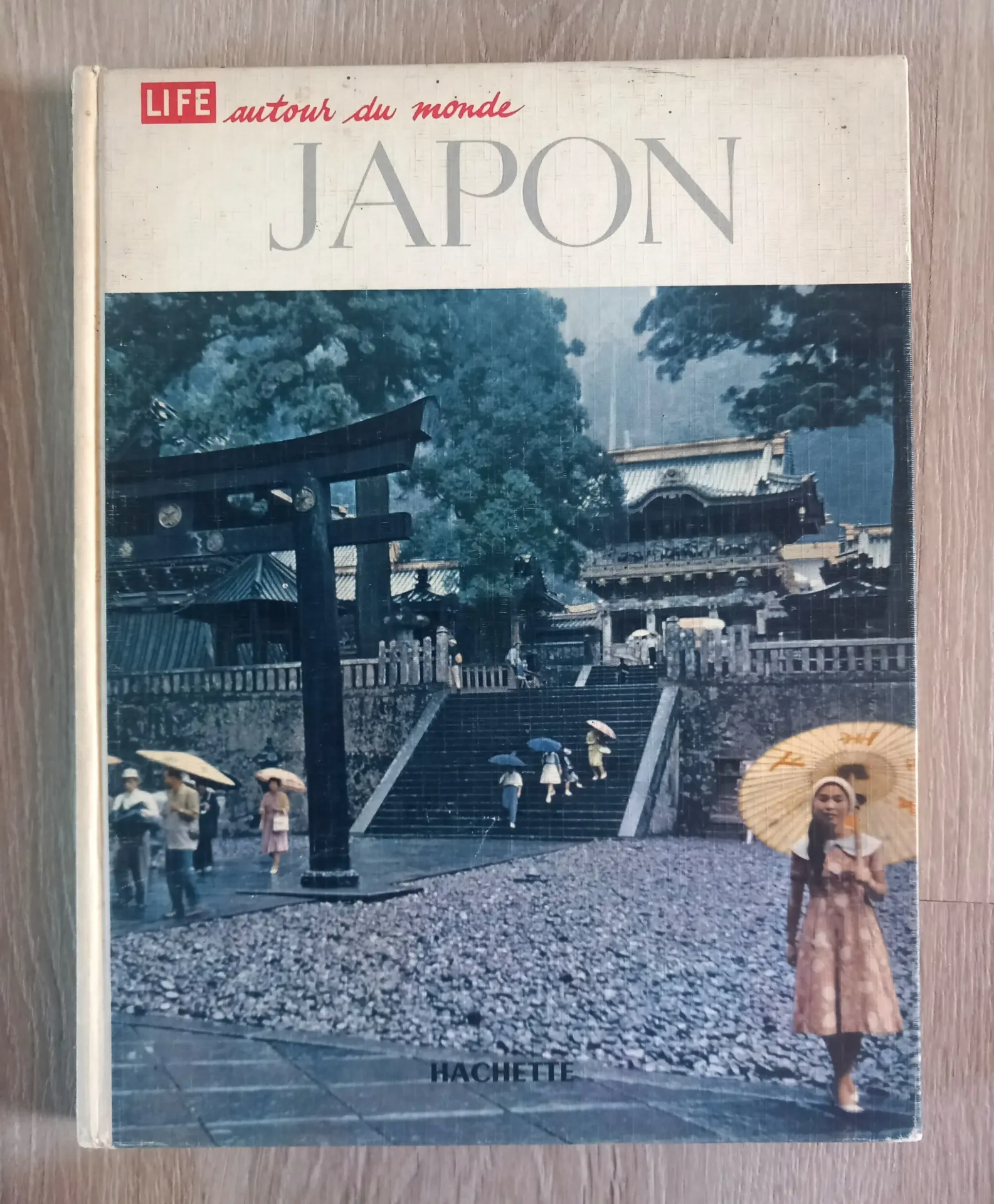 Life autour du monde : le Japon (Edward Seidensticker)