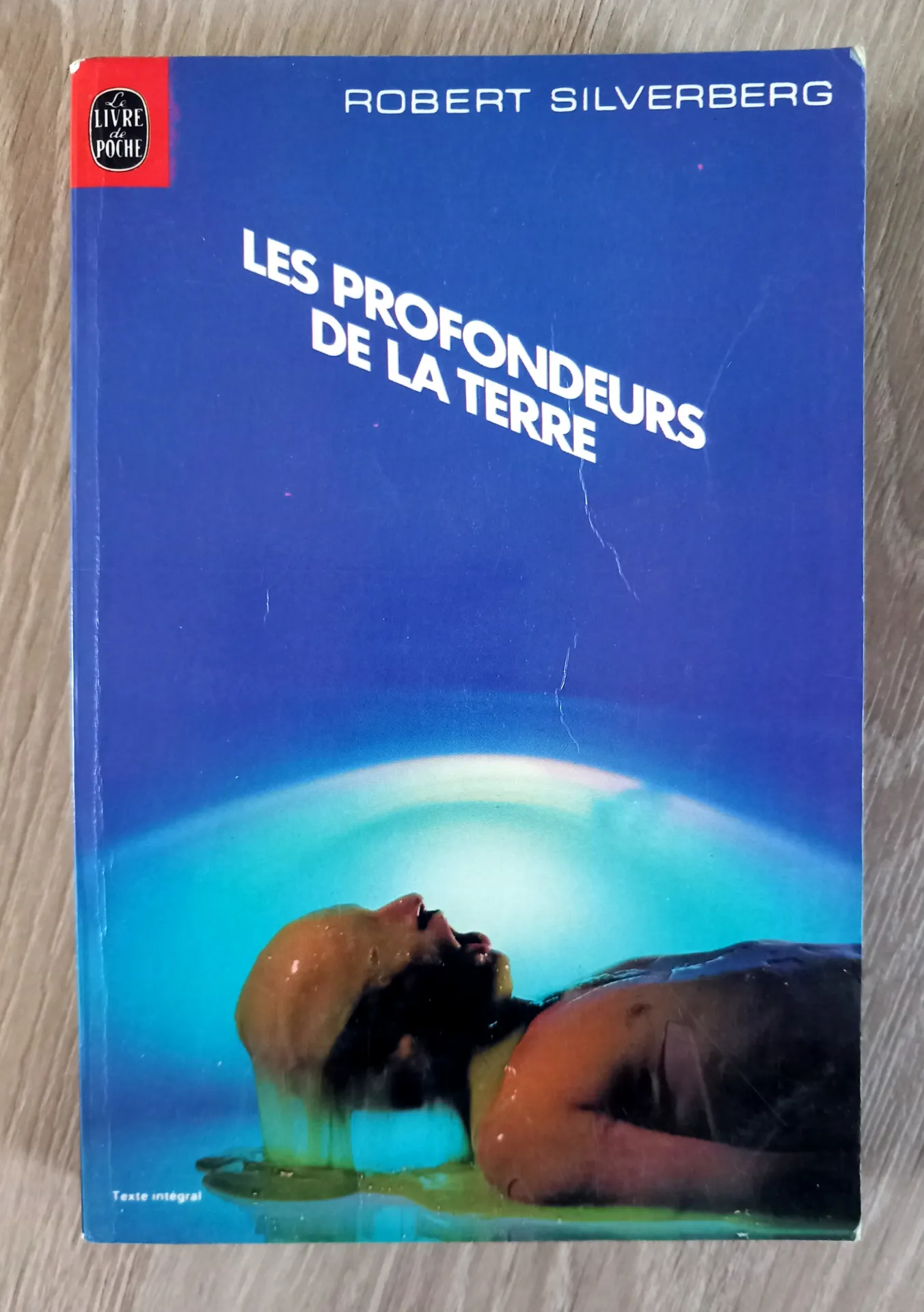 Les profondeurs de la terre (Robert Silverberg)