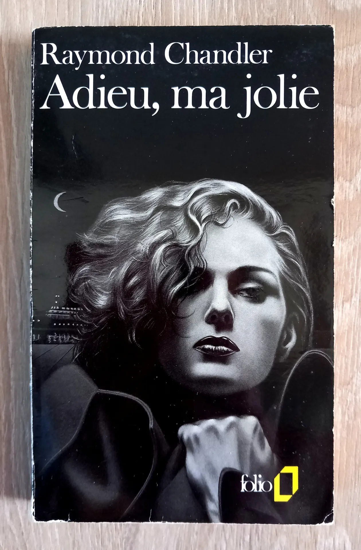 Adieu, ma jolie (Raymond Chandler)