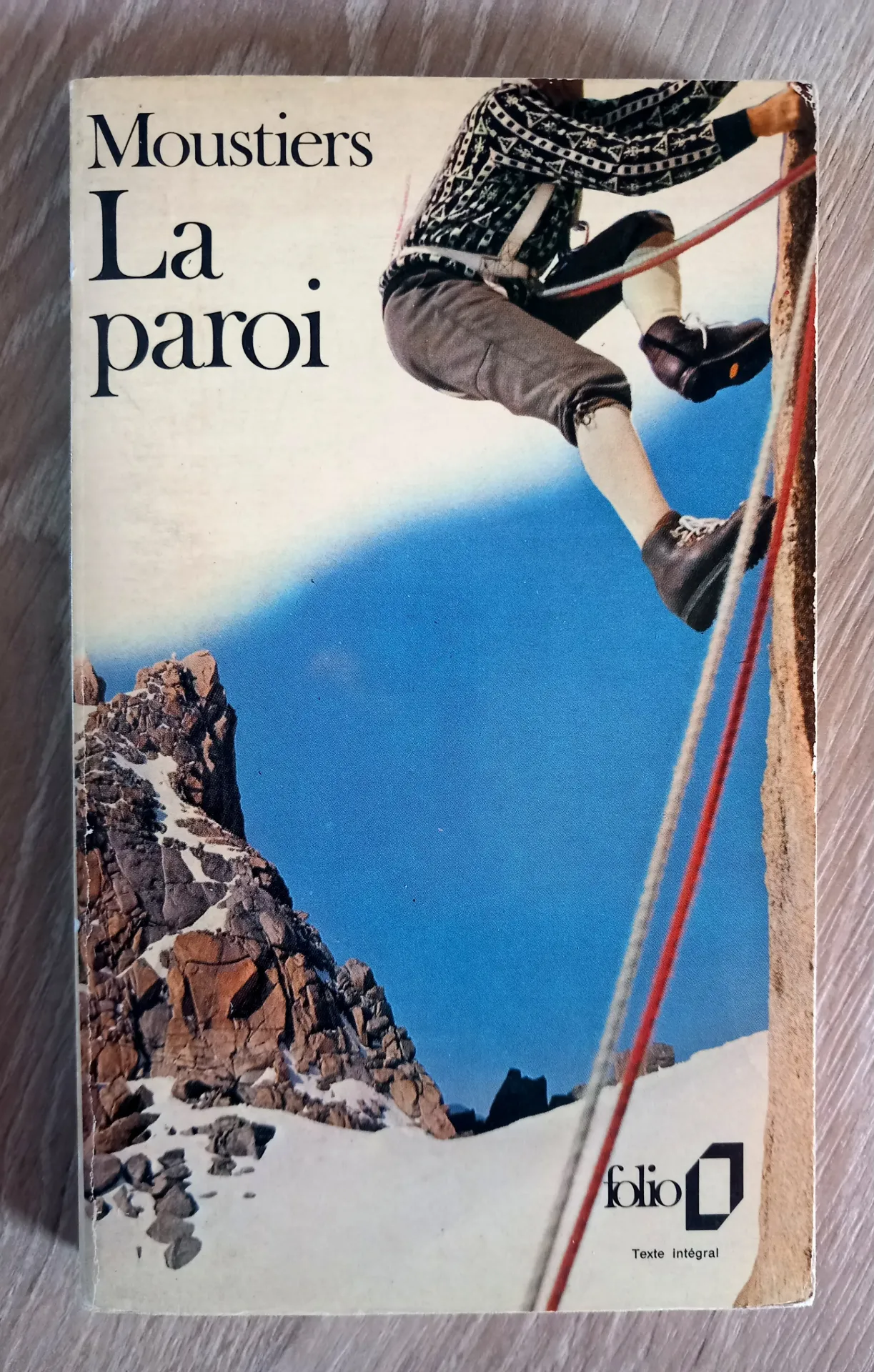La paroi (Pierre Moustiers)
