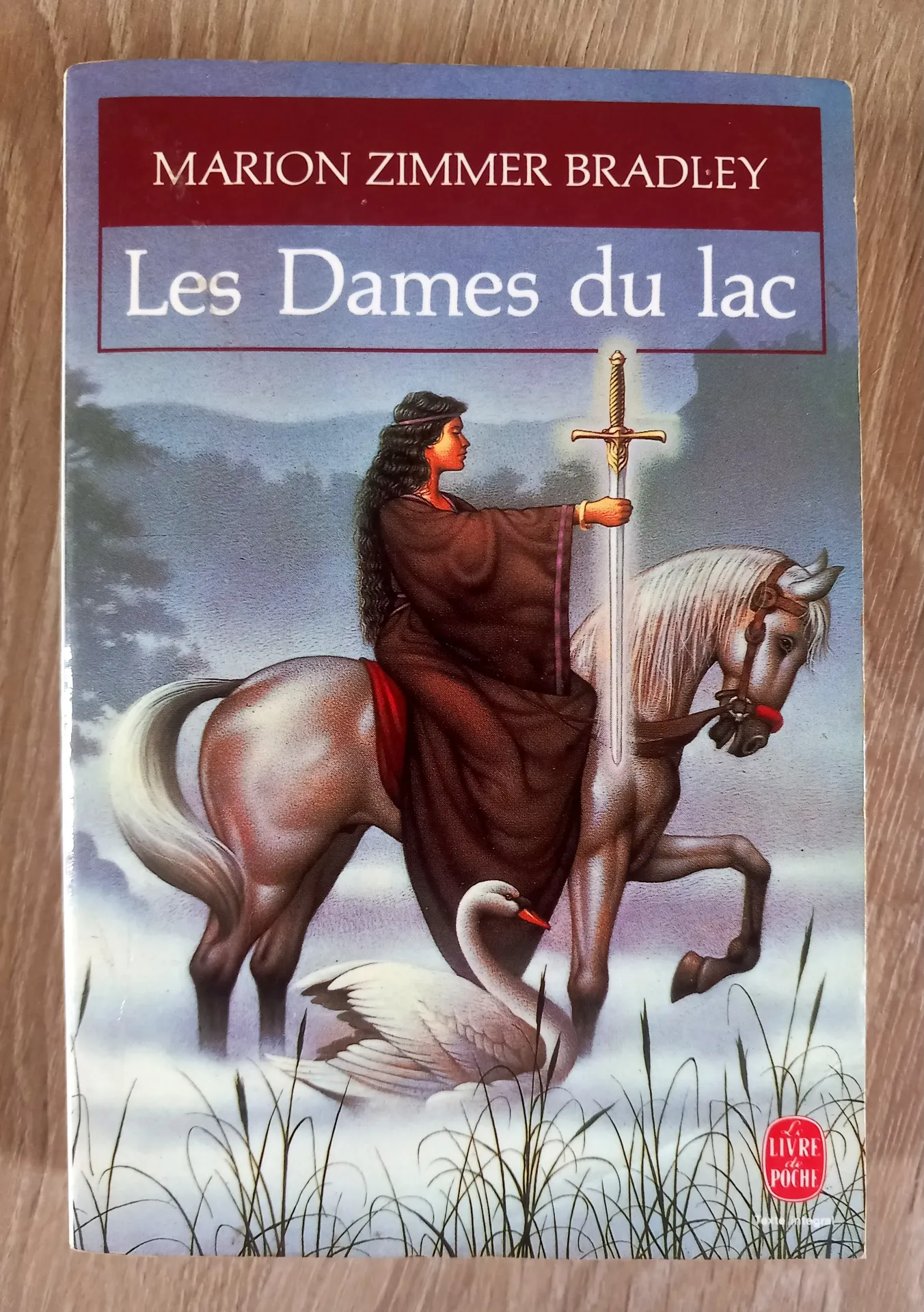 Les dames du lac, tome 1 (Marion Zimmer Bradley)