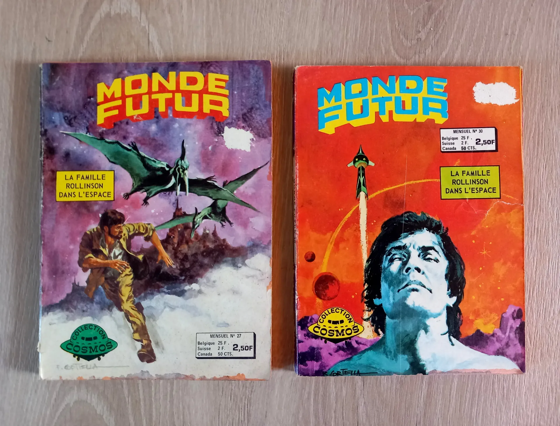 Lot : 2 revues Monde Futur - Bandes dessinées, comics