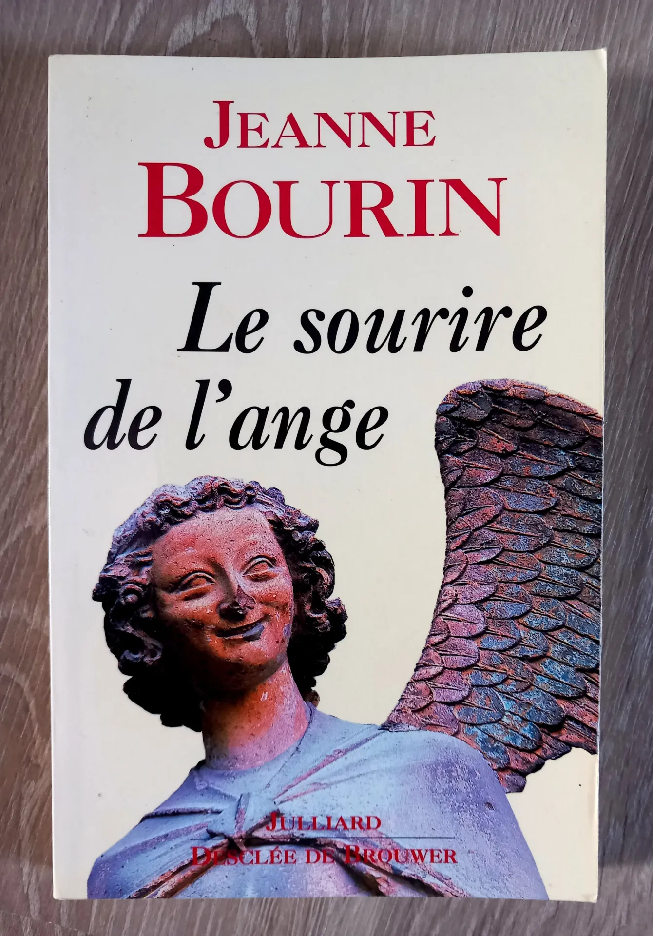 Le sourire de l'ange (Jeanne Bourin)
