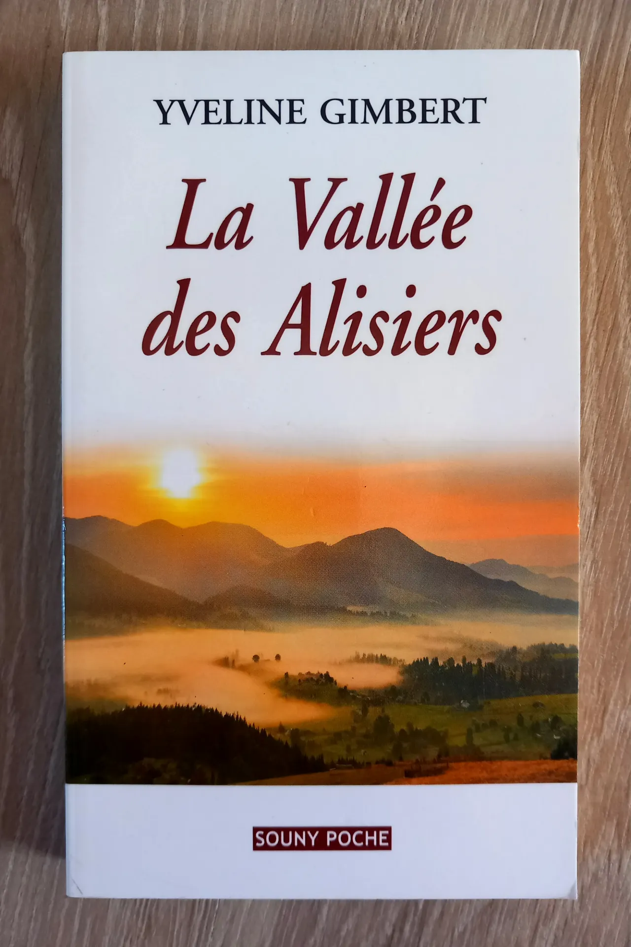 La vallée des Alisiers (Yveline Gimbert)