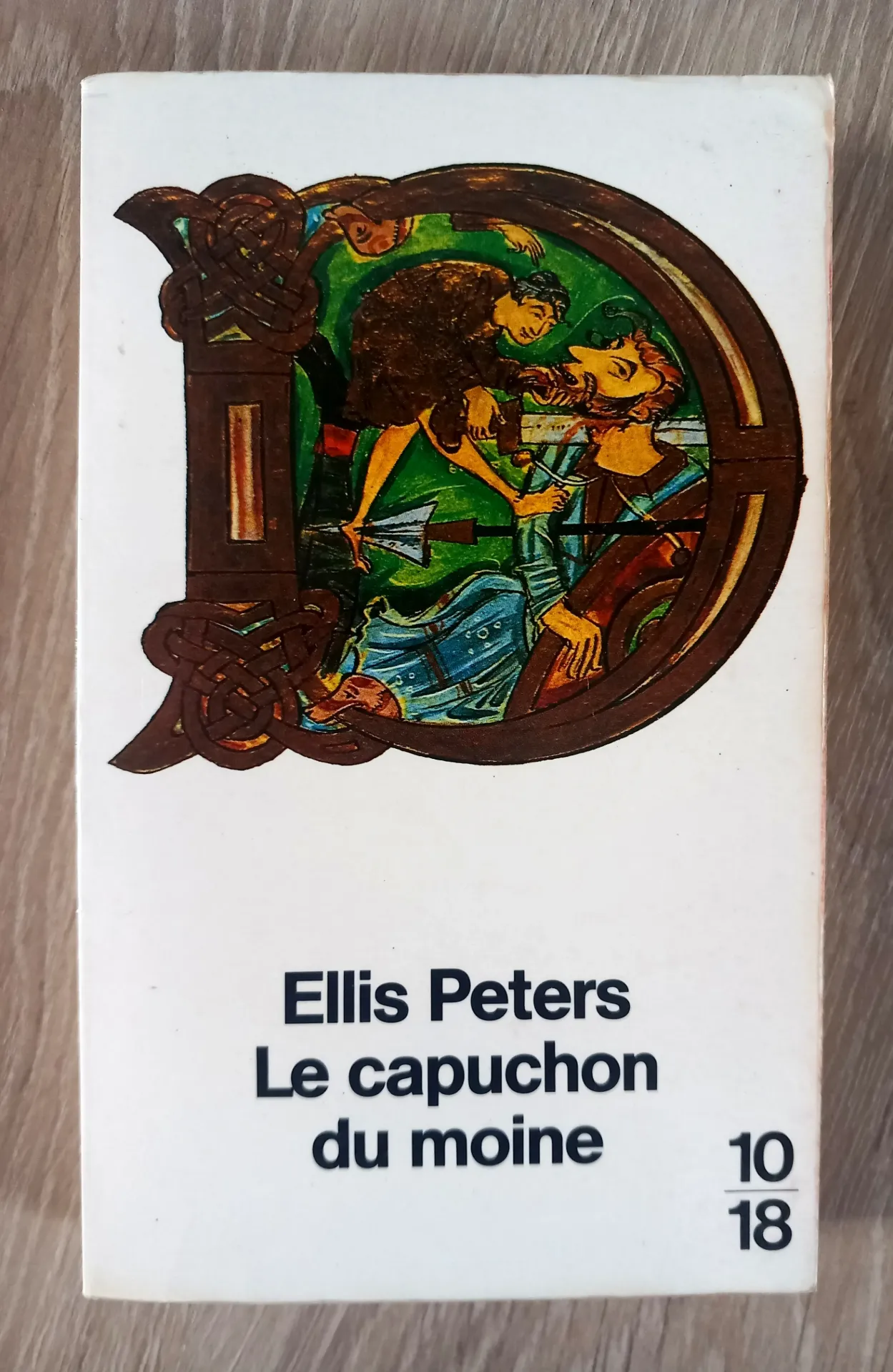 Le capuchon et le moine (Ellis Peters)