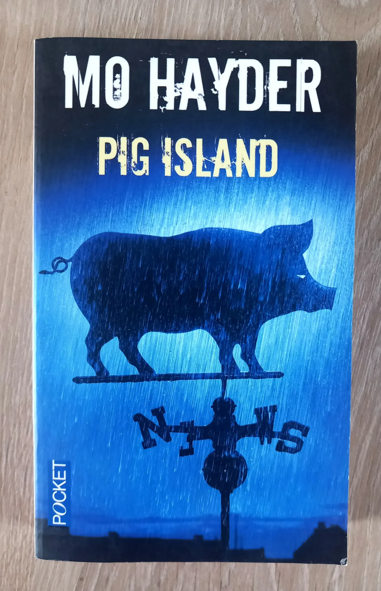 Pig Island (Mo Gayder)