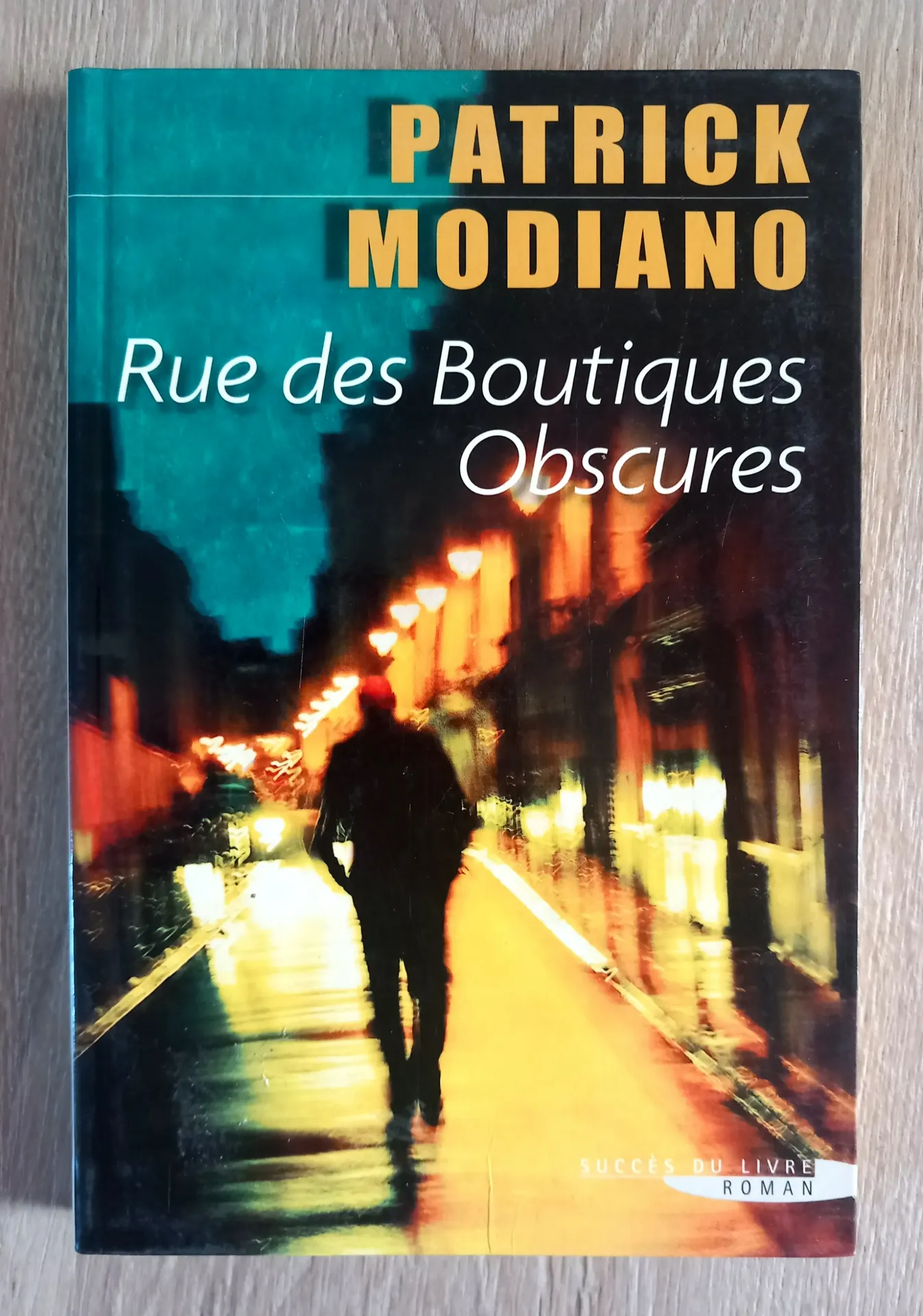 Rue des boutiques obscures (Patrick Modiano)