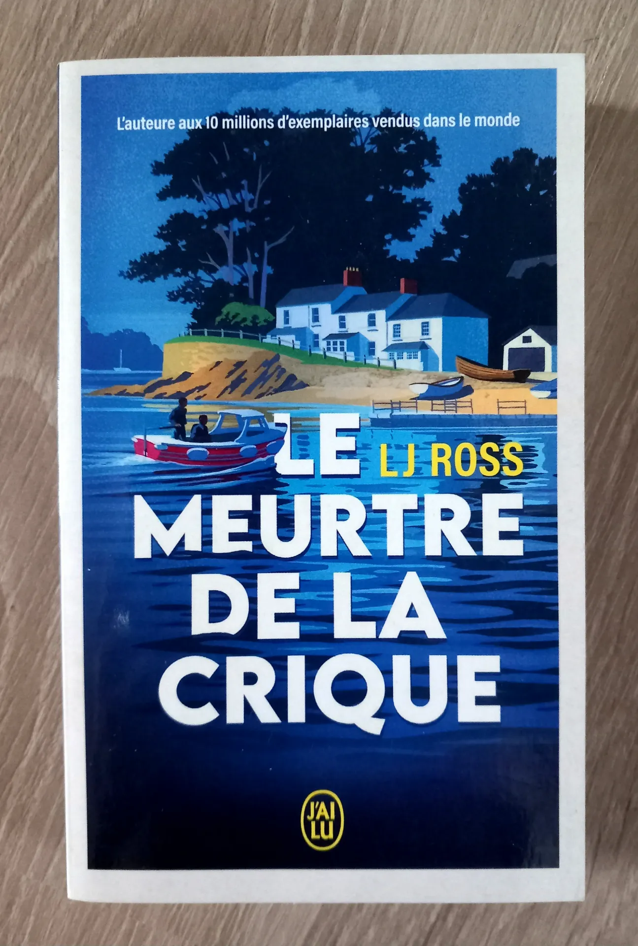 Le meurtre de la crique (Louise J Ross)