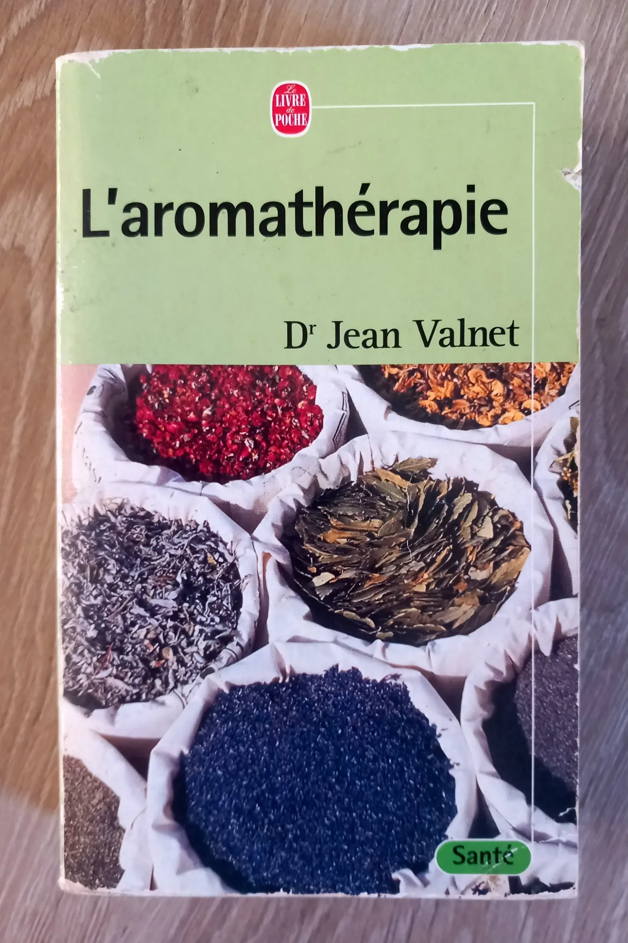 L'aromathérapie (Dr Jean Valnet)