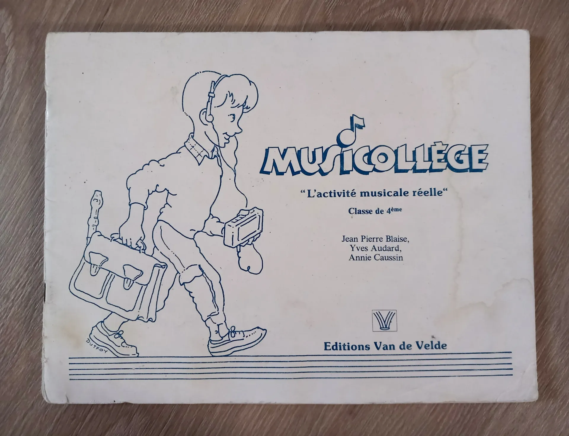 Musicollège, l'activité musicale réelle - Classe de 4ème (J.-P. Blaise, Y. Audard, A. Caussin)