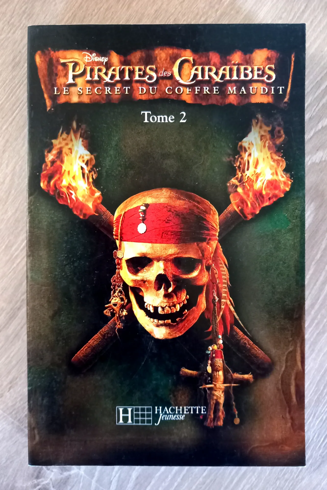 Pirates des Caraïbes, tome 2 : Le secret du coffre maudit (Katherine Quenot)
