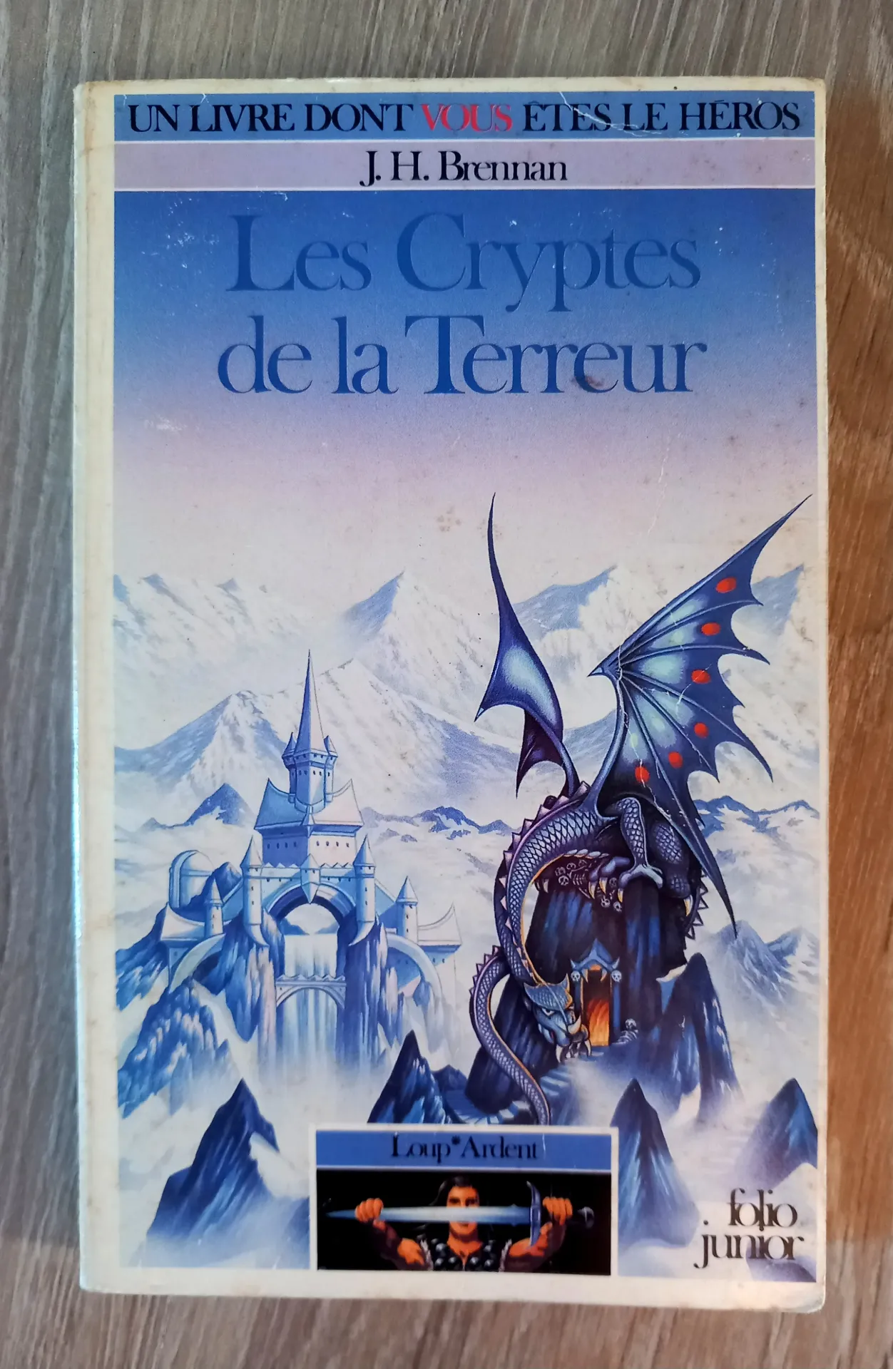 LDVLH : Les cryptes de la terreur (J. H. Brennan)