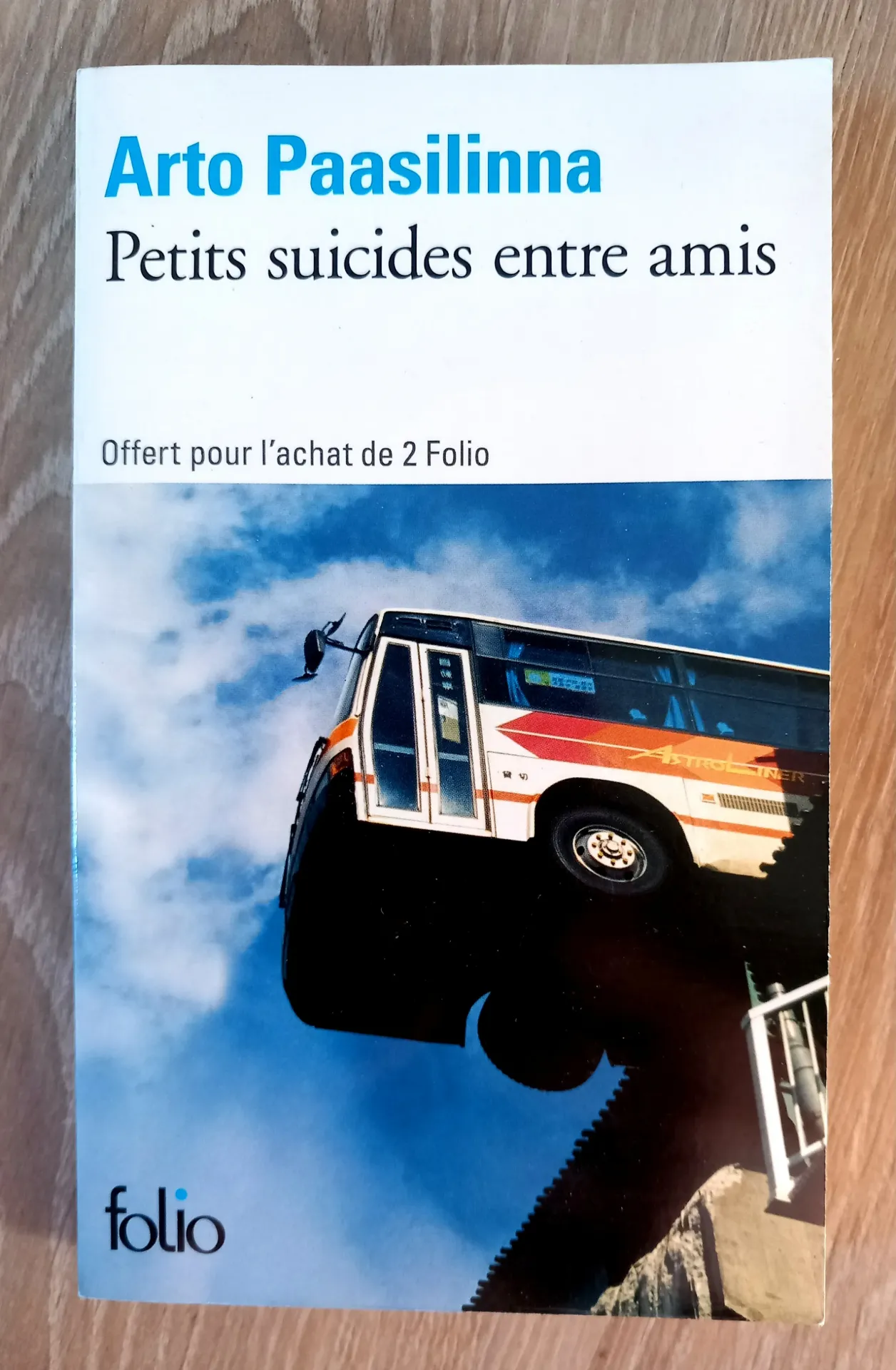 Petits suicides entres amis (Arto Paasilinna)