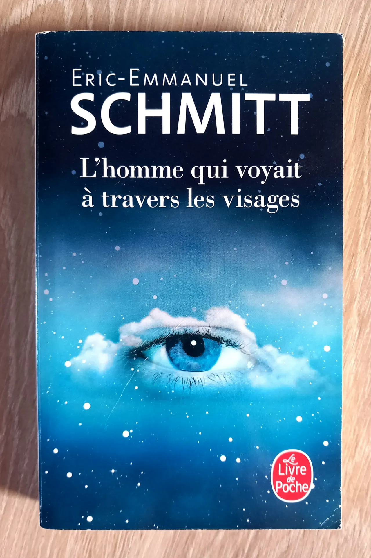L'homme qui voyait à travers les visages (Eric-Emmanuel Schmitt)