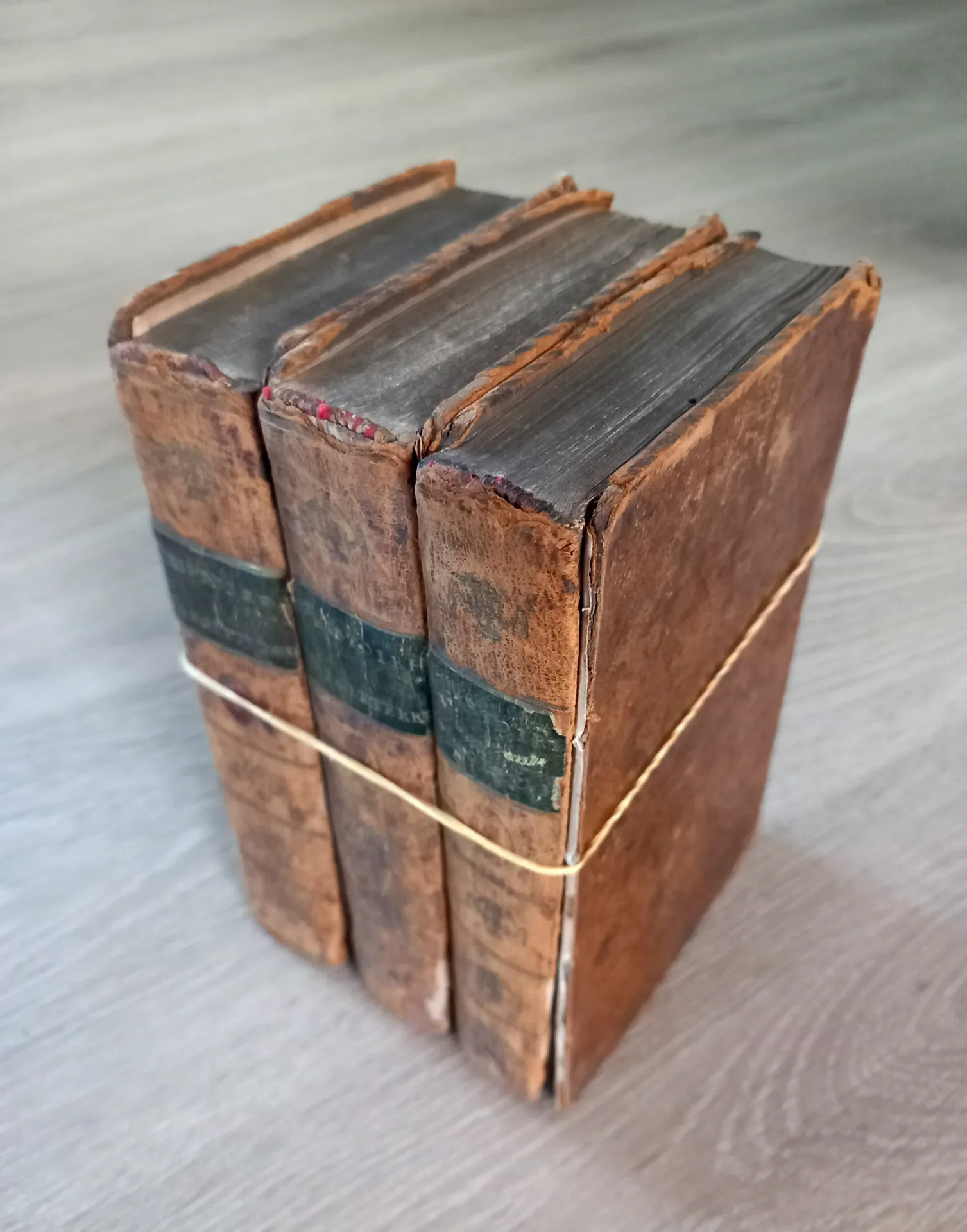 Elémens de l'histoire d'Angleterre, 3 tomes - 1800 (Abbé Millot)