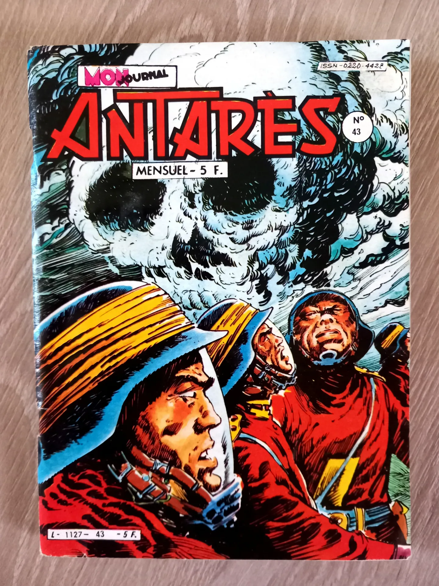 Antarès - N° 43 (mensuel, 1982)