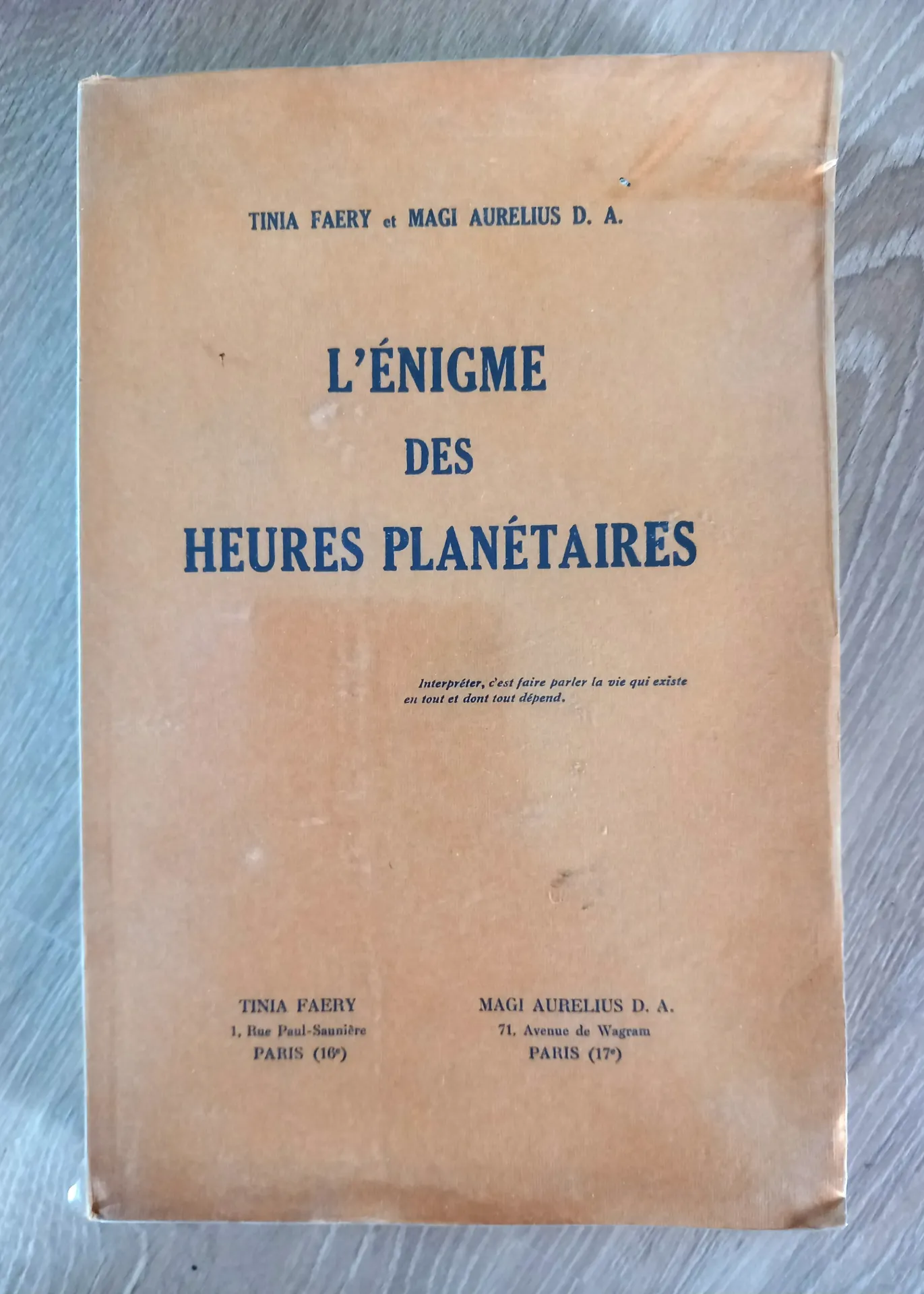 L’énigme des heures planétaires (Tinia Faery, Magi Aurelius D. A.)