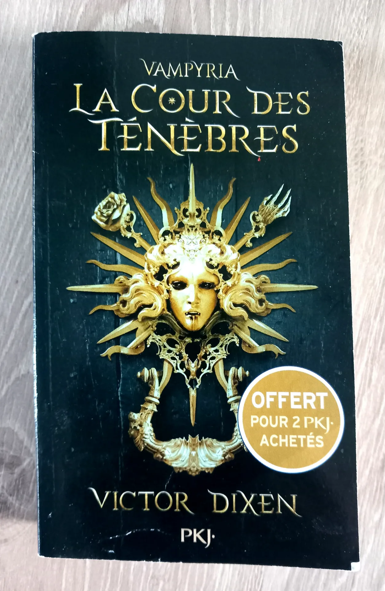 Vampyria : La cour des ténèbres (Victor Dixen)