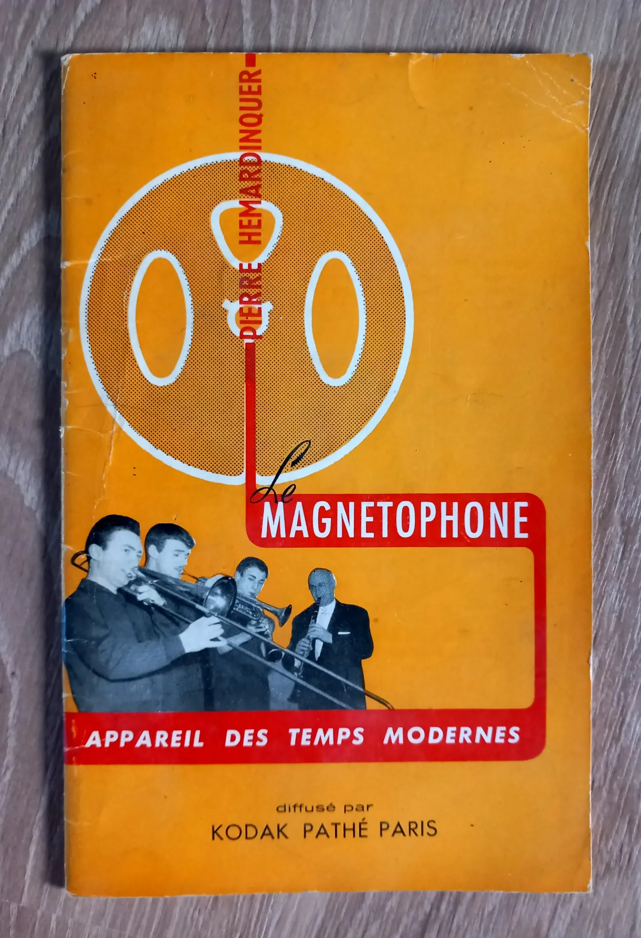 Le magnétophone, appareil des temps modernes (Pierre Hemardinquer)