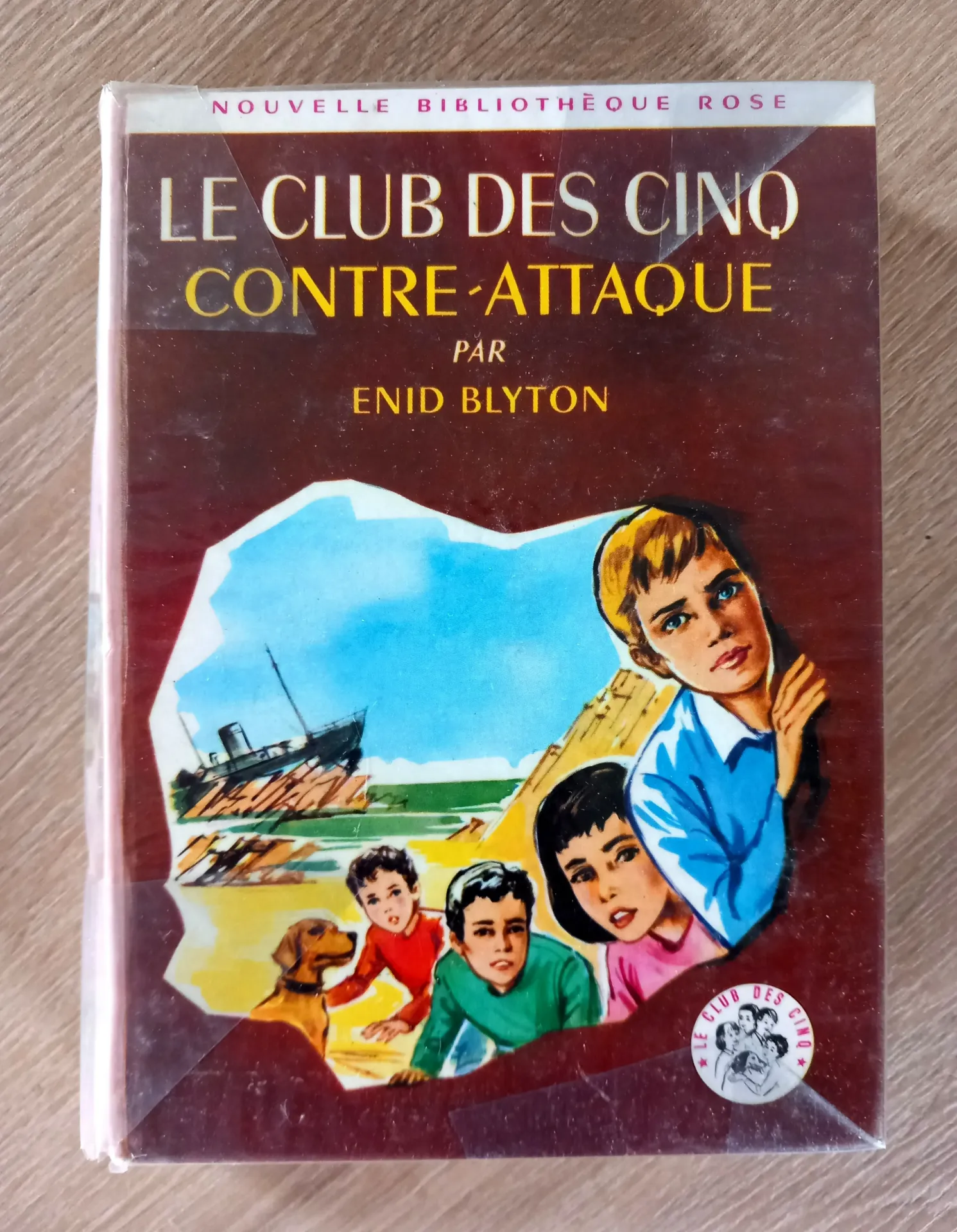 Le Club des Cinq contre-attaque (Enid Blyton)