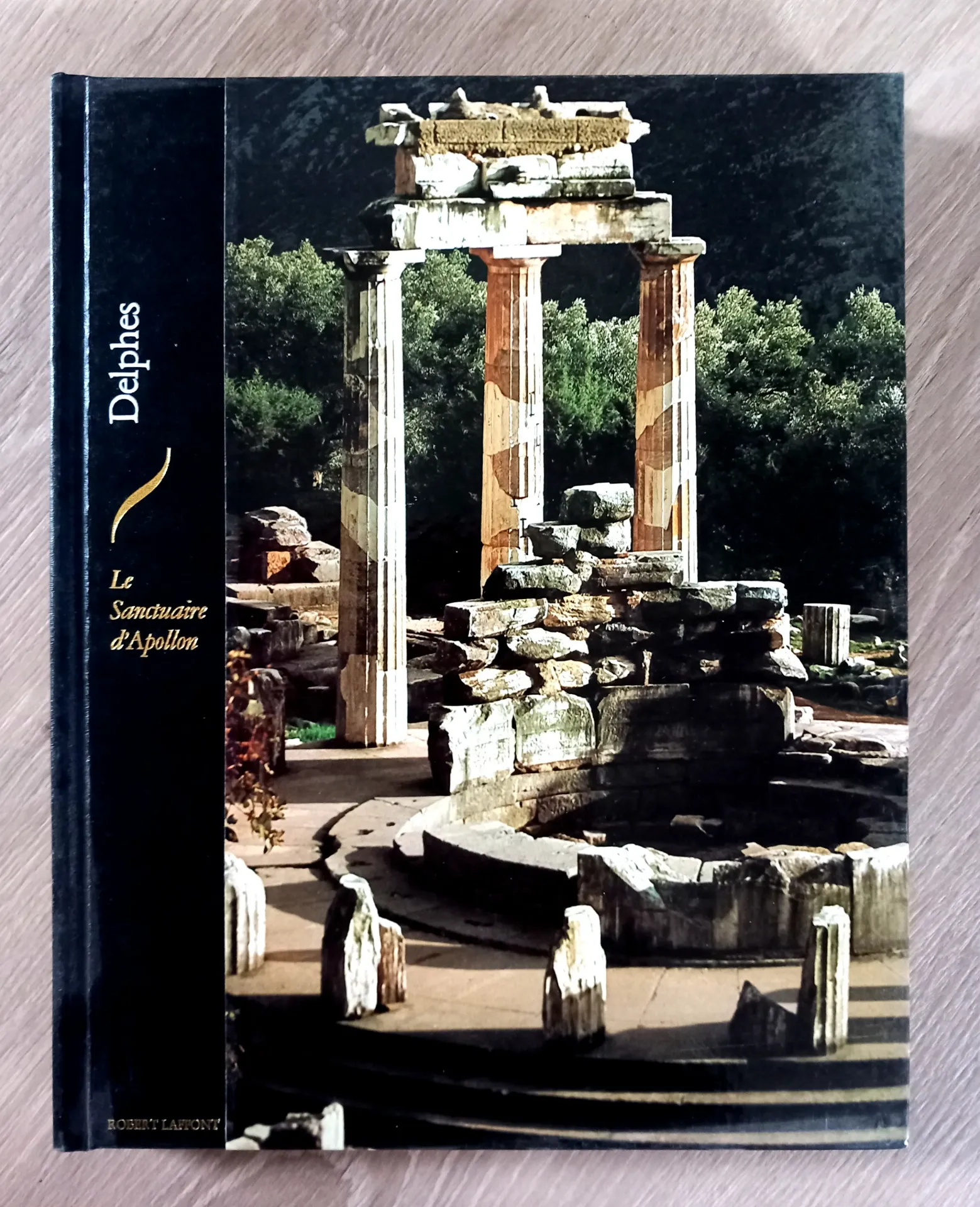 Delphes - Le Sanctuaire d'Apollon (Guy Rachet)